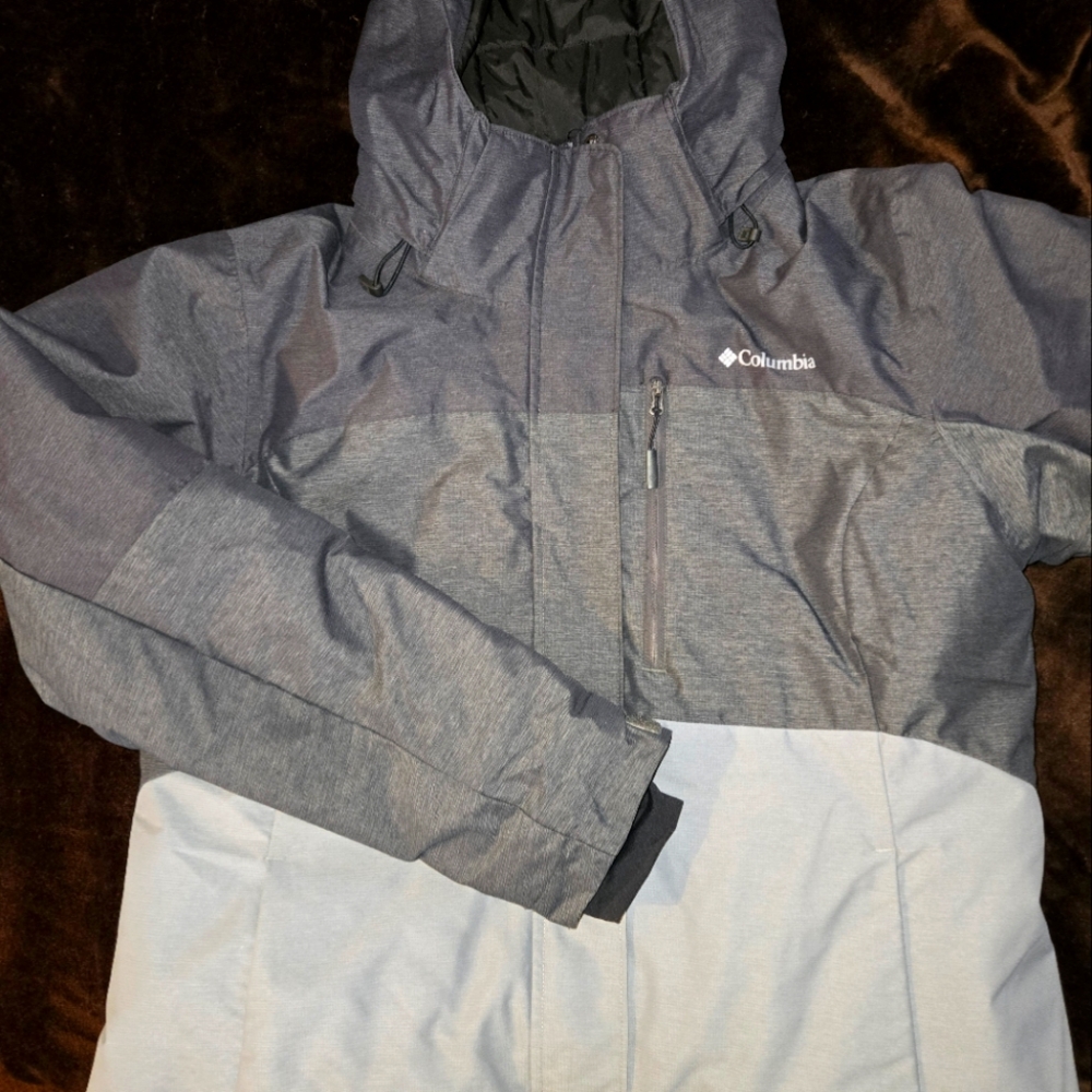Columbia Alpine Action Boys Jacket XL Black & Grey